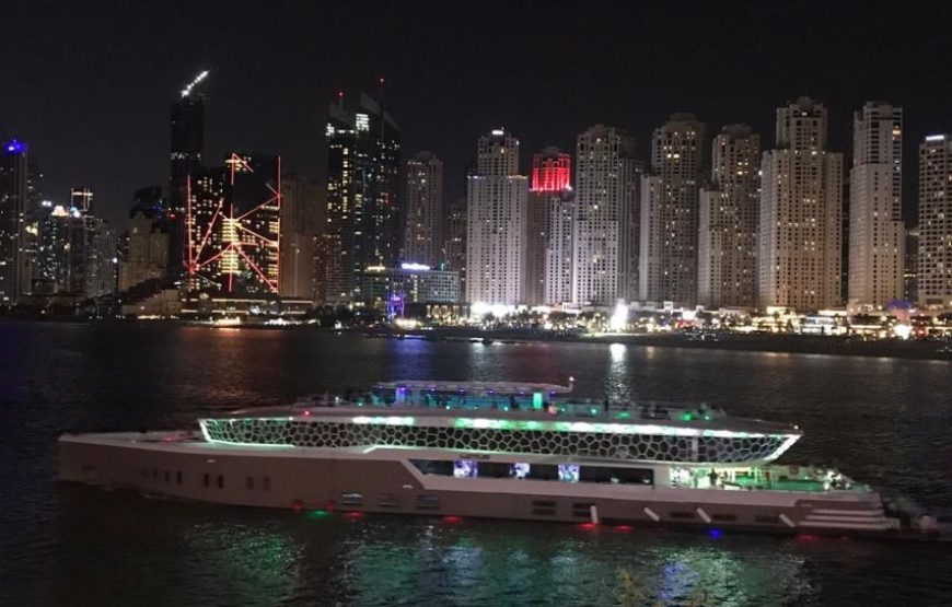 Mega Yacht Dinner in Dubai 2023 – A Luxury Experience to Remember