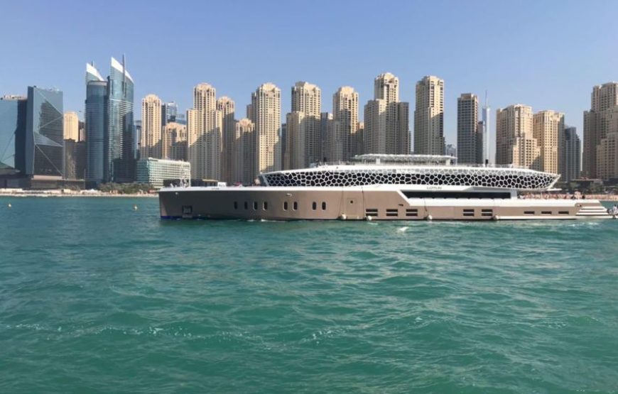 Mega Yacht Dinner in Dubai 2023 – A Luxury Experience to Remember
